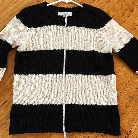 Loft 💕host pick💕super black/white cute sweater Small - Picture 12 of 12